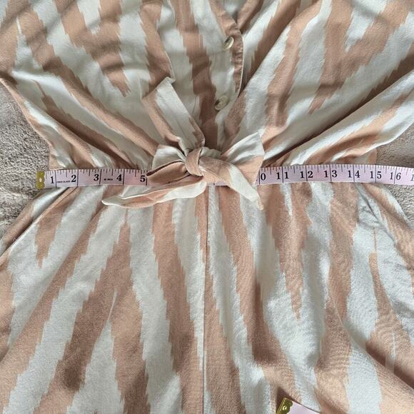 Lou & Grey Loft Chevron Romper V-neck Cotton Short Sleeve Pockets Women Size M - Picture 8 of 16